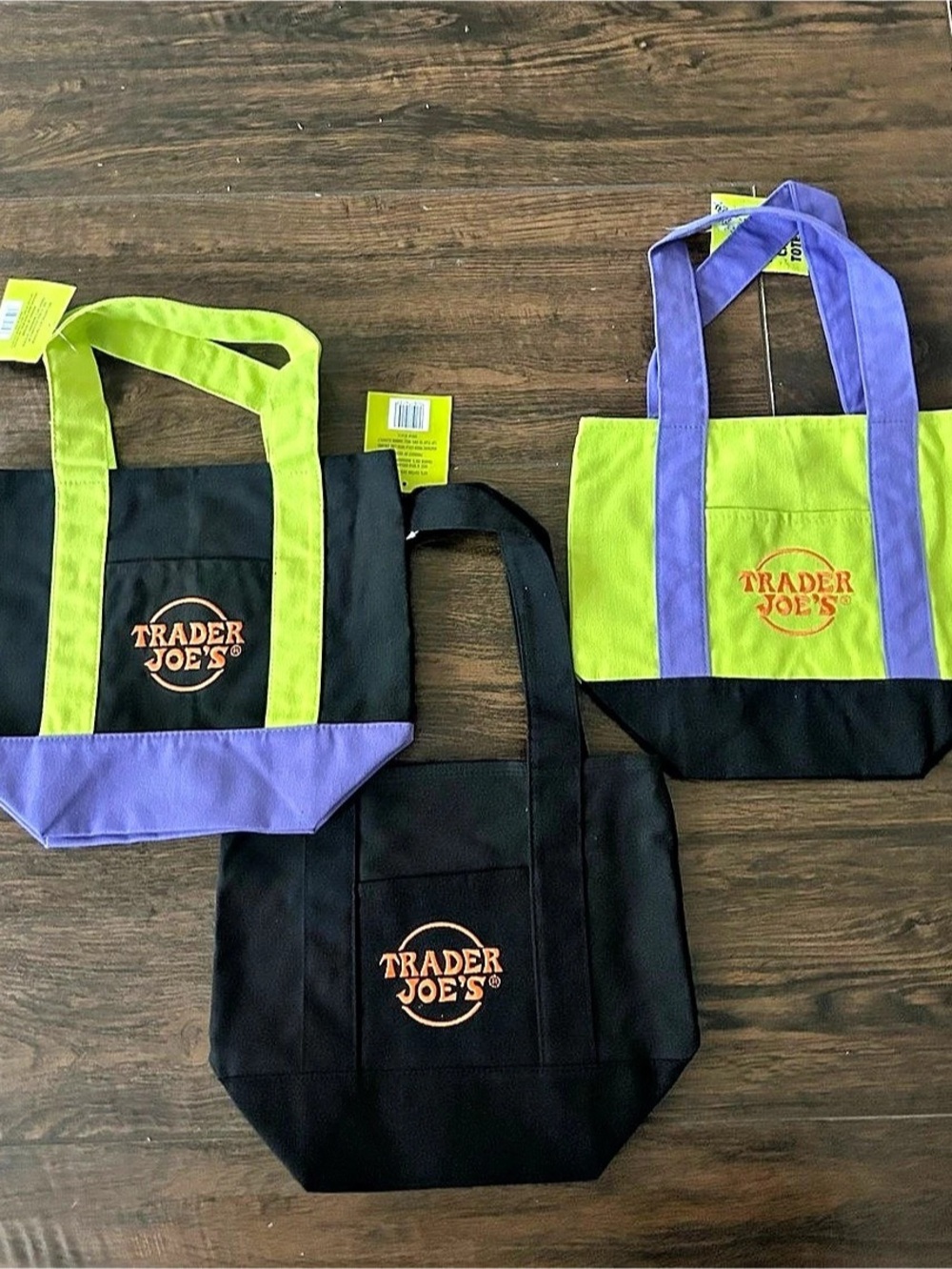 Trader Joe's 3-Piece Tote Bag Set in Green & Black NWT